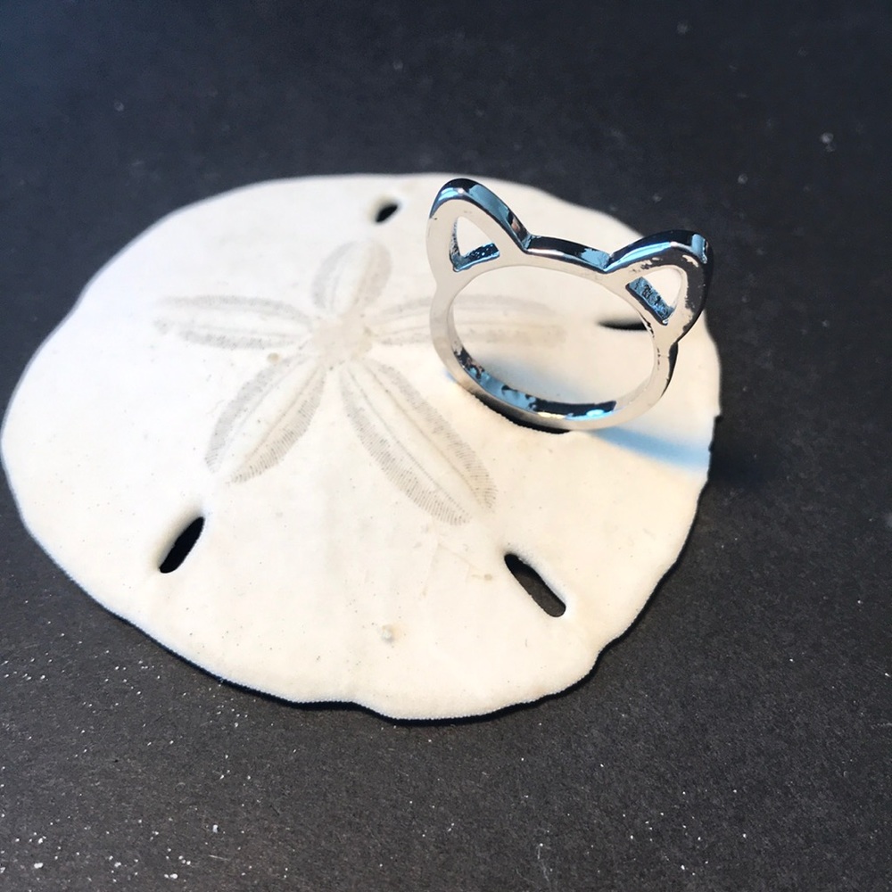 Purrrrfect  Silver Cat Ear  Ring  -  NWOT
